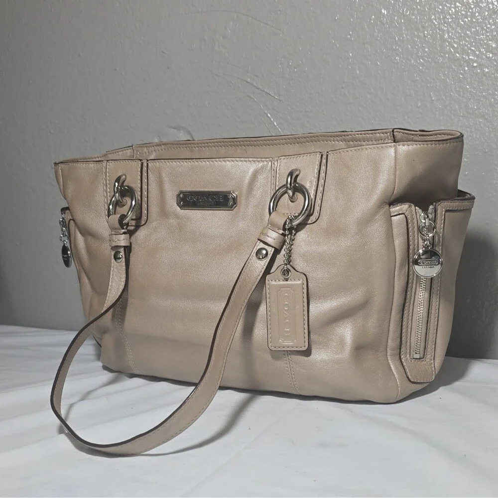Coach Madison Beige Taupe Leather Tote Bag Zip Top Pink Lining Silver Charm [083